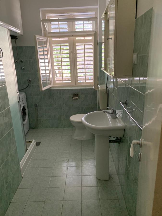 Anita Guest House Tivat Extérieur photo