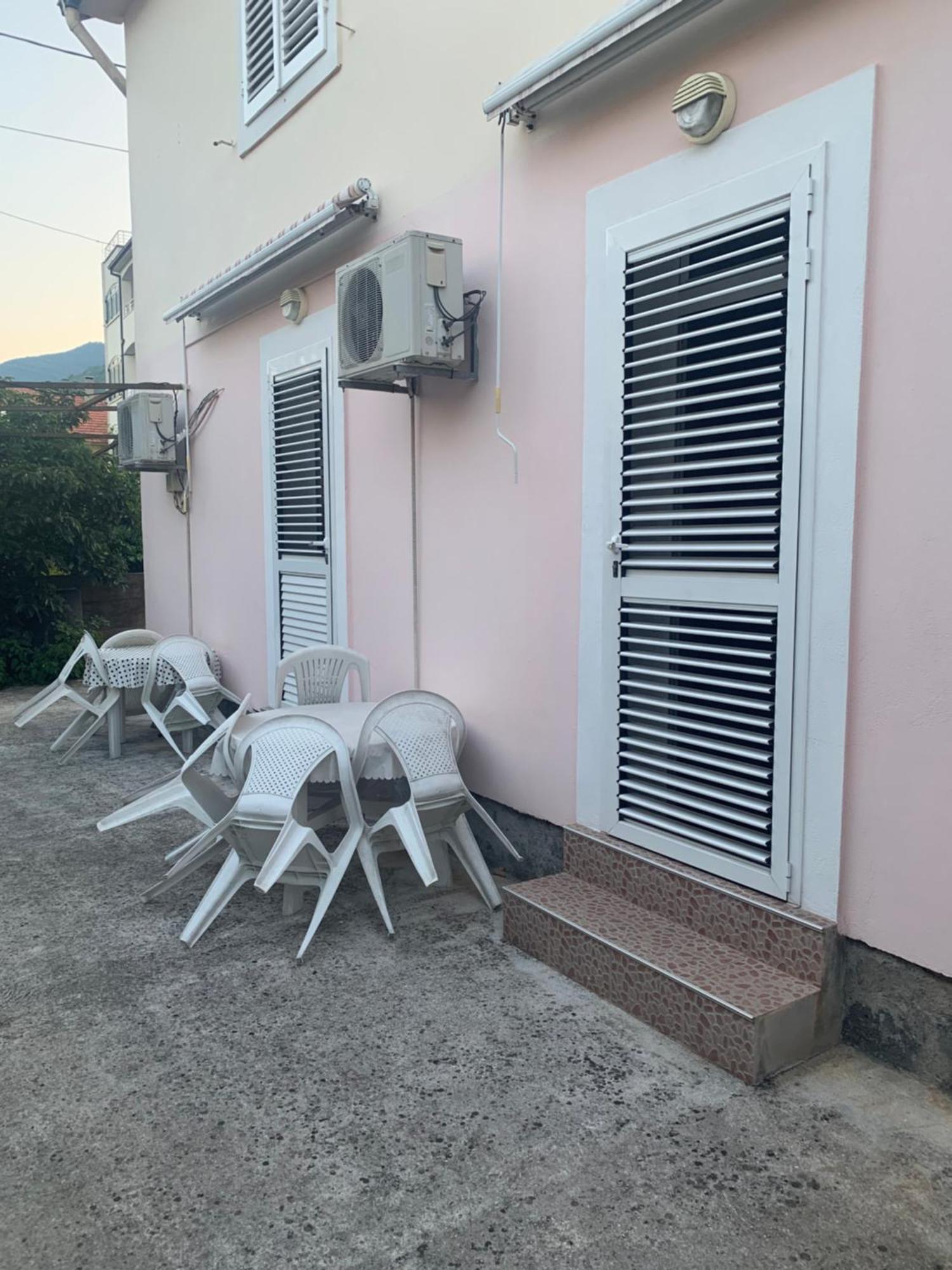 Anita Guest House Tivat Extérieur photo