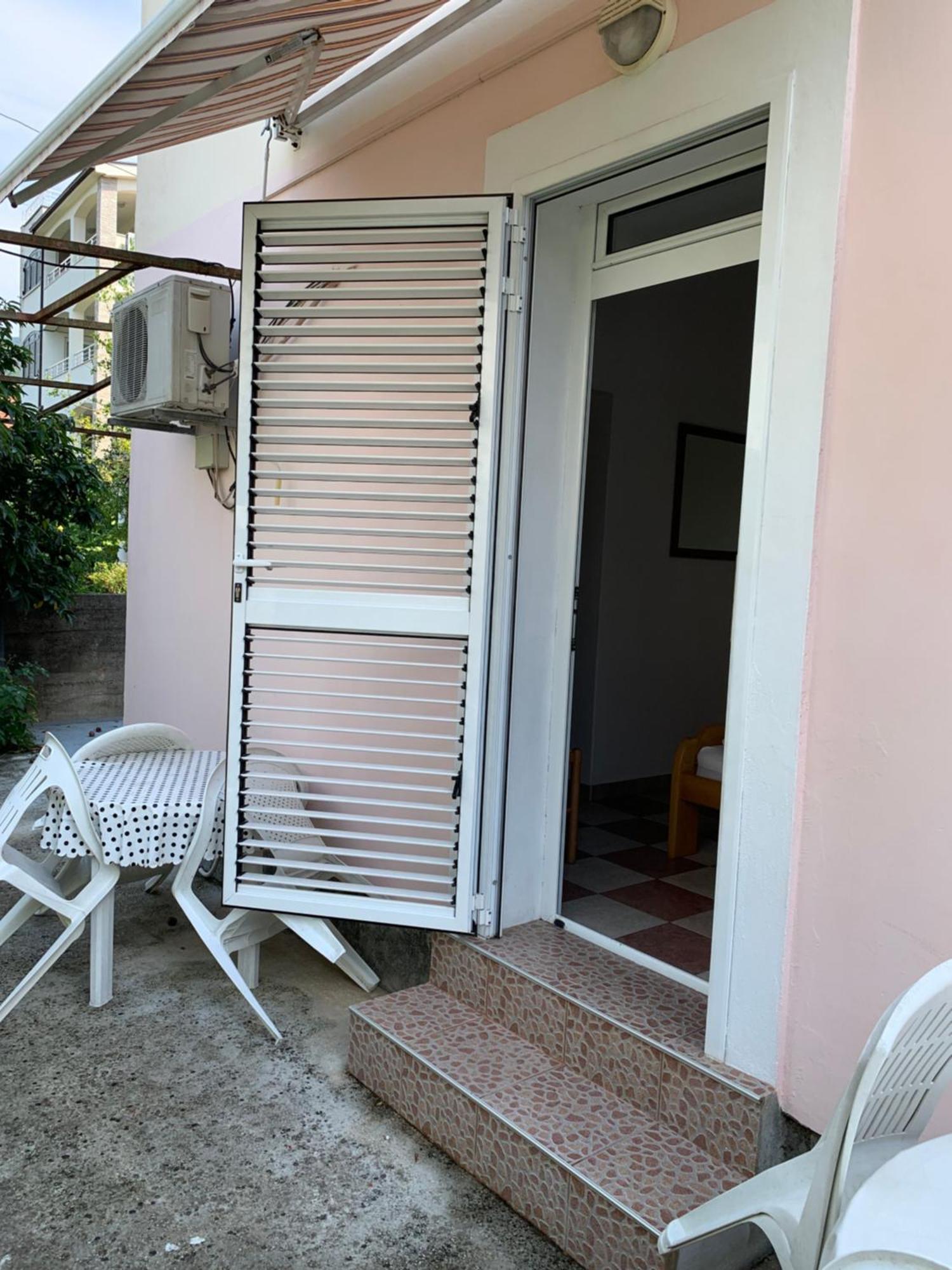 Anita Guest House Tivat Extérieur photo