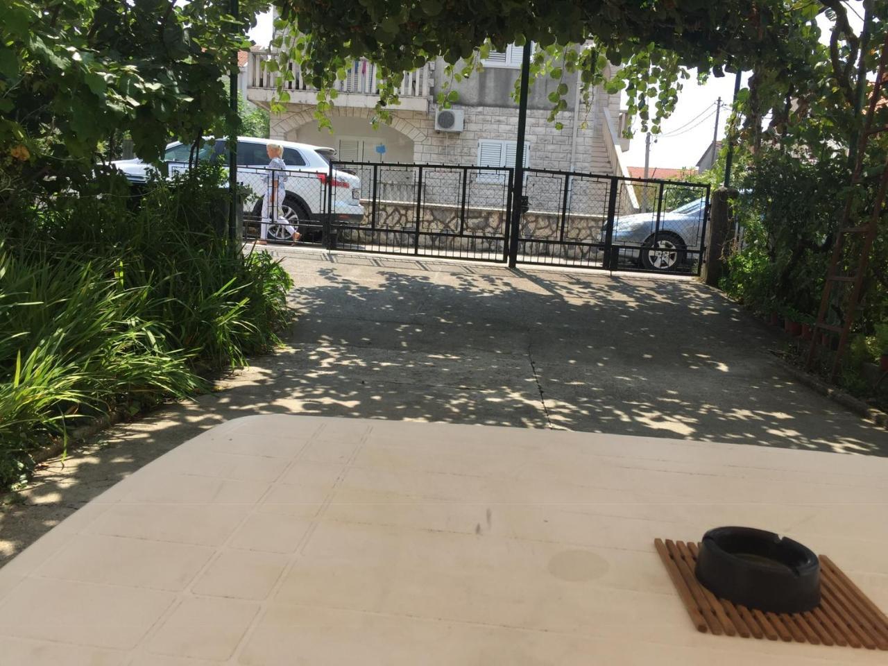 Anita Guest House Tivat Extérieur photo